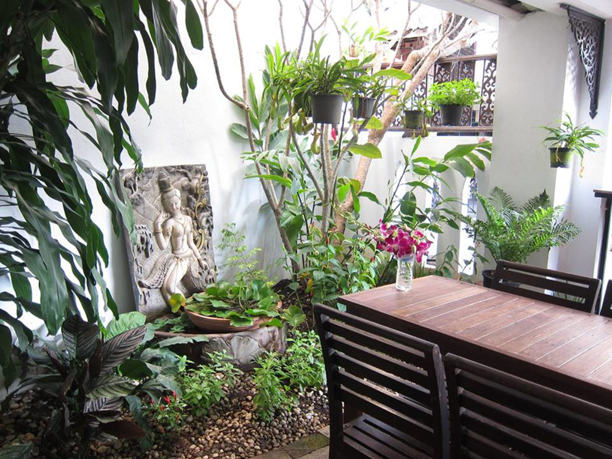 V Lodge Chiang Mai Exteriör bild